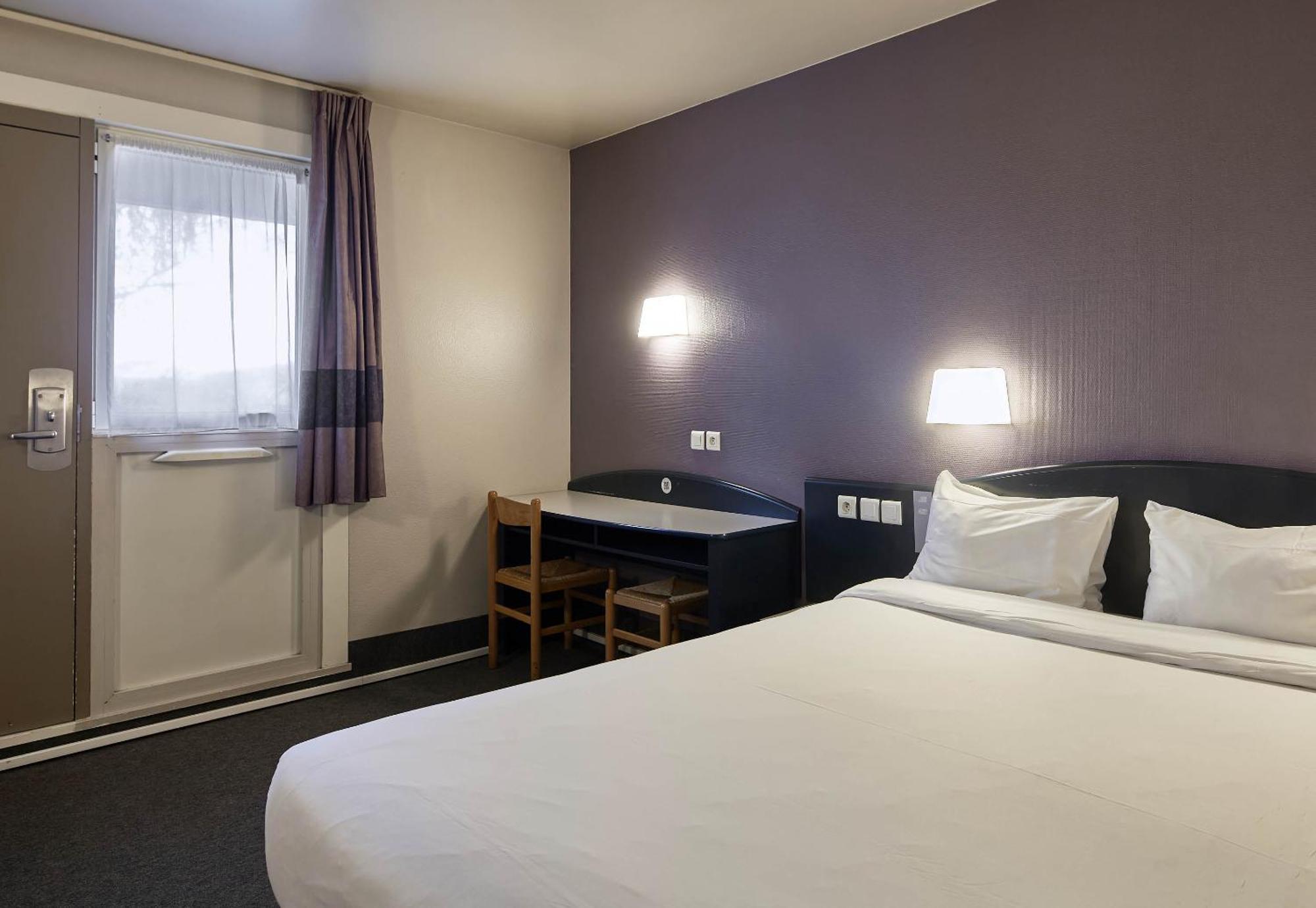 B&B Hotel Saclay Eksteriør billede