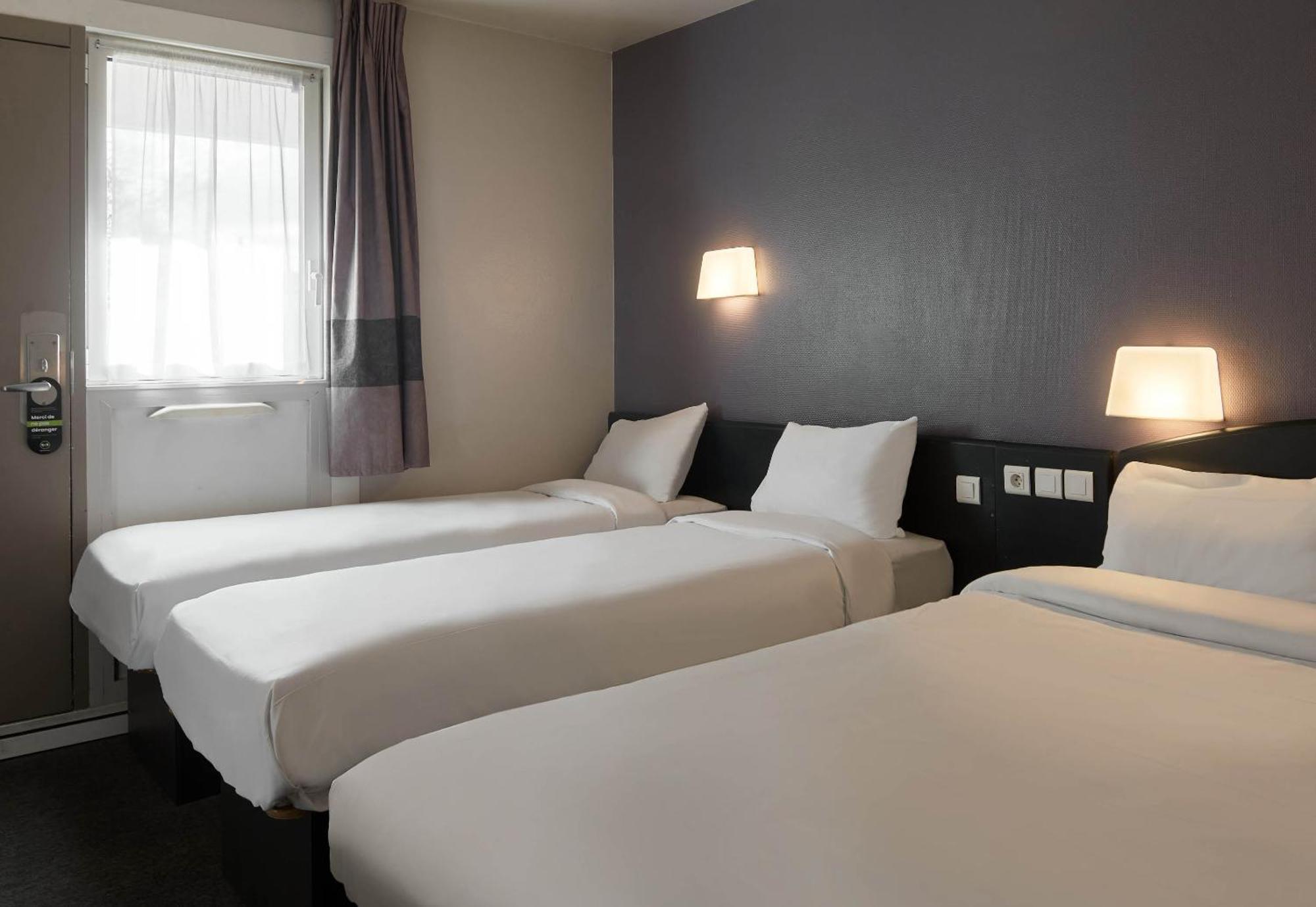 B&B Hotel Saclay Eksteriør billede