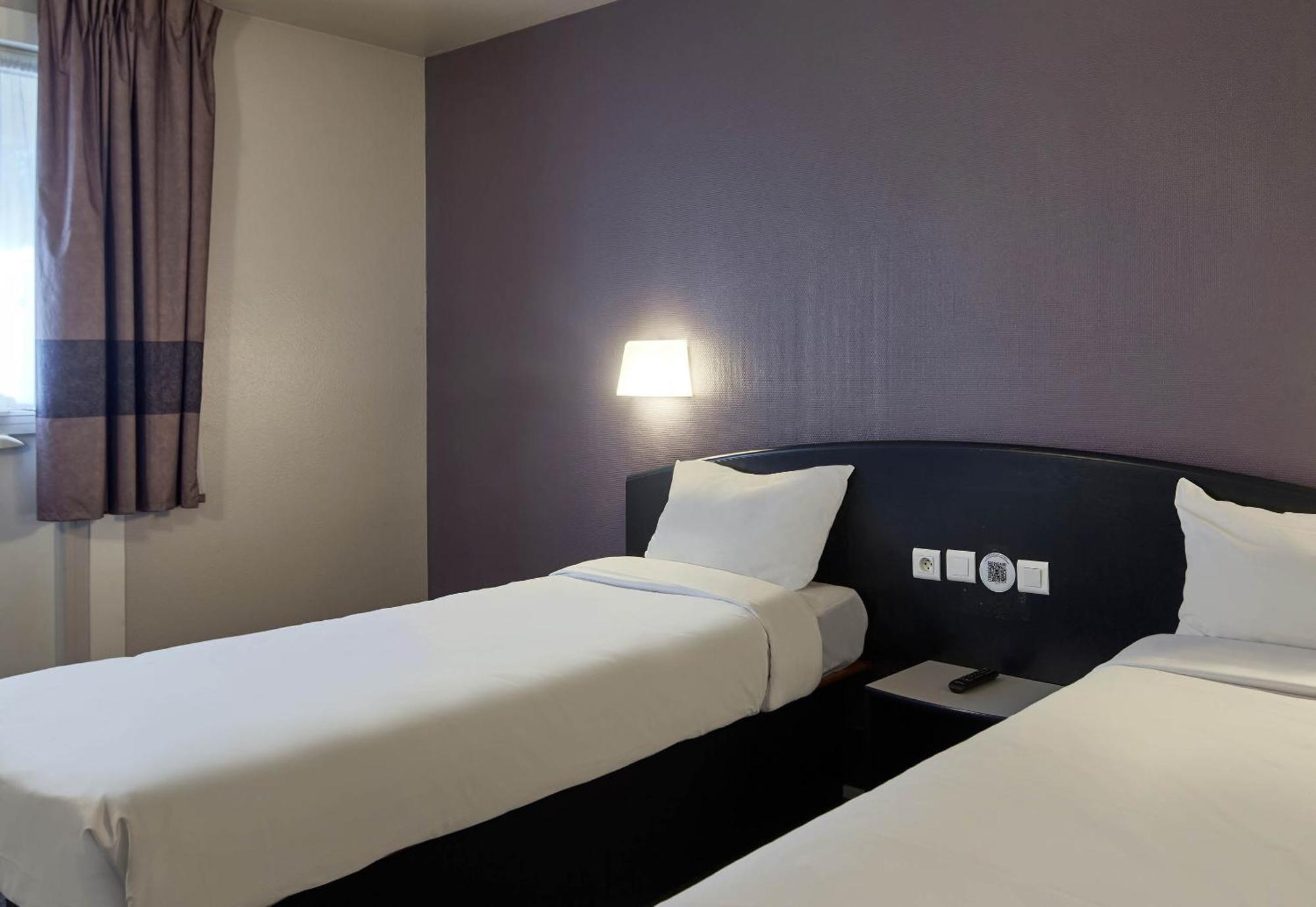B&B Hotel Saclay Eksteriør billede