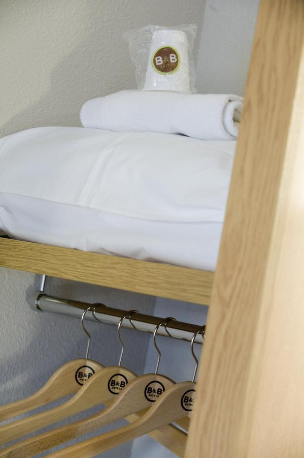B&B Hotel Saclay Eksteriør billede